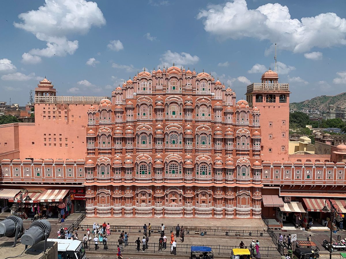 The pink honeycomb facade of the Hawa Mahal in Jaipur
